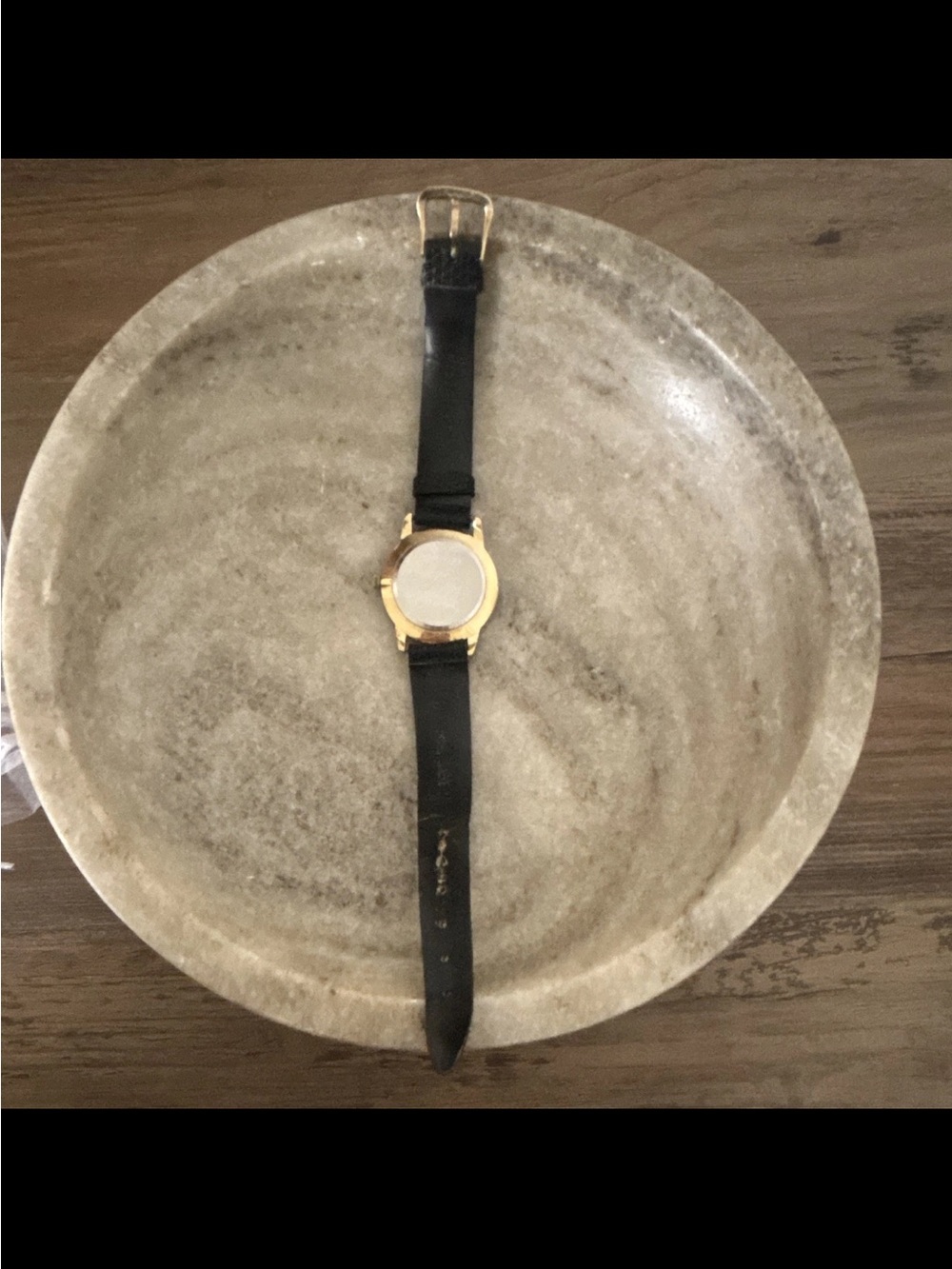 Universal Geneve Gold-Tone Men's Quartz Watch with Cream Dial and Black Strap - Picture 10 of 10